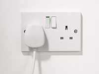 裝修百科：室內(nèi)電源插座距離地面多高比較合適呢？